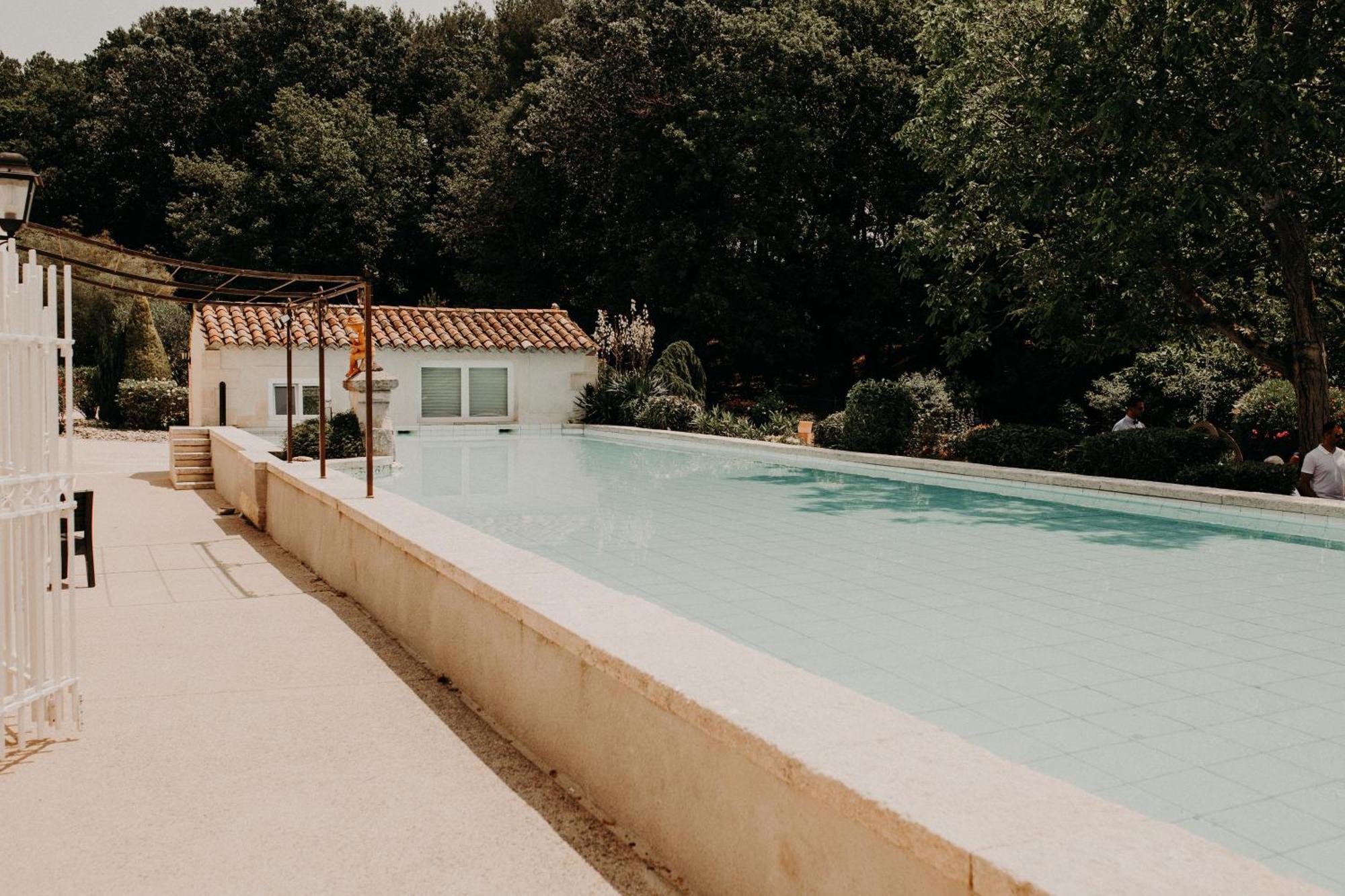 Domaine Amourella Aparthotel Lambesc Exterior photo
